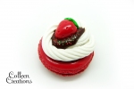 aimant-macaron-fraise-2